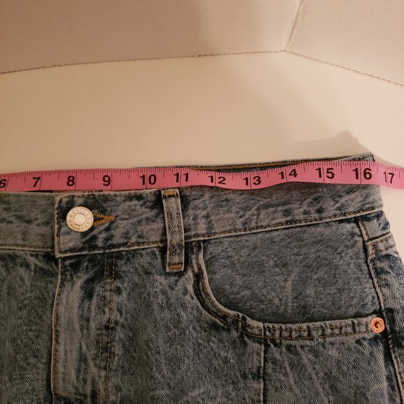 MNG Mango Denim Paisley Design Mini Skirt Light Wash Sz Med - Picture 7 of 8